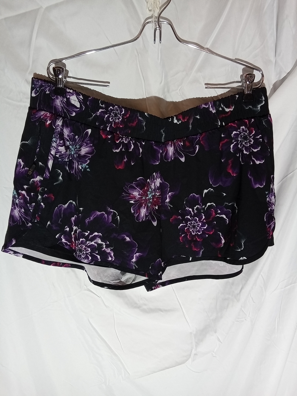 Avia Black Athletic Shorts with Purple Floral Print XXL/20